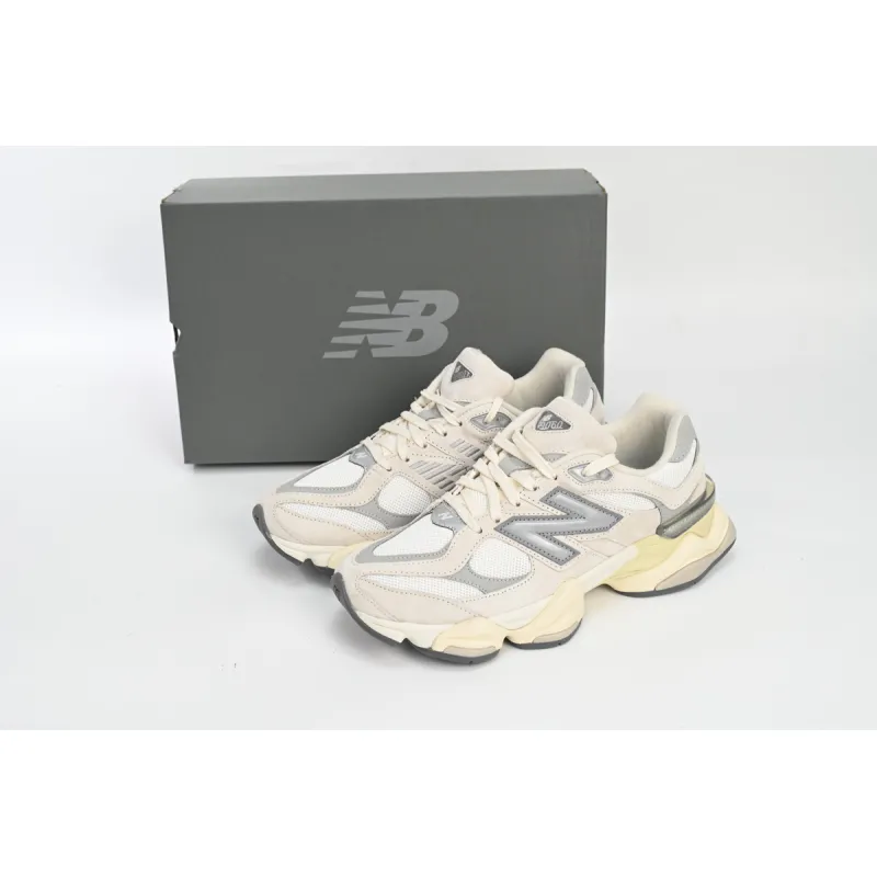 EM Sneakers New Balance 9060 Sea Salt White