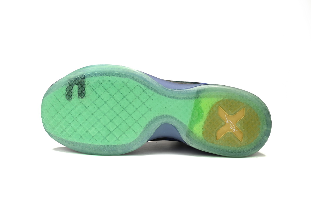 EM Sneakers Nike Kobe 10 Peach Jam