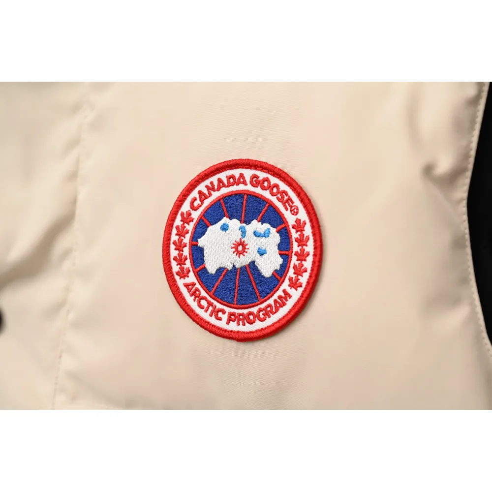 EM Sneakers CANADA GOOSE Off White