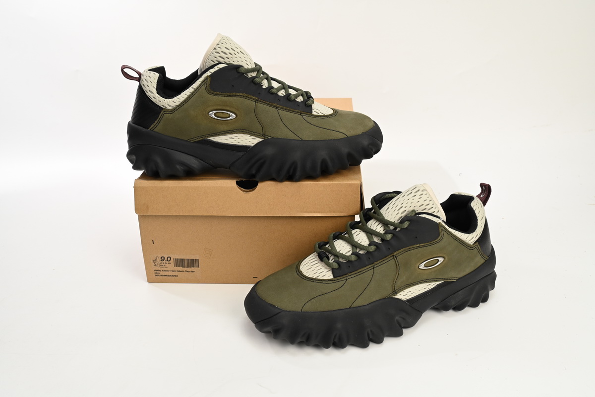 EM Sneakers Oakley Factory Team Chop Saw Brain Dead Olive Nubuck Leather