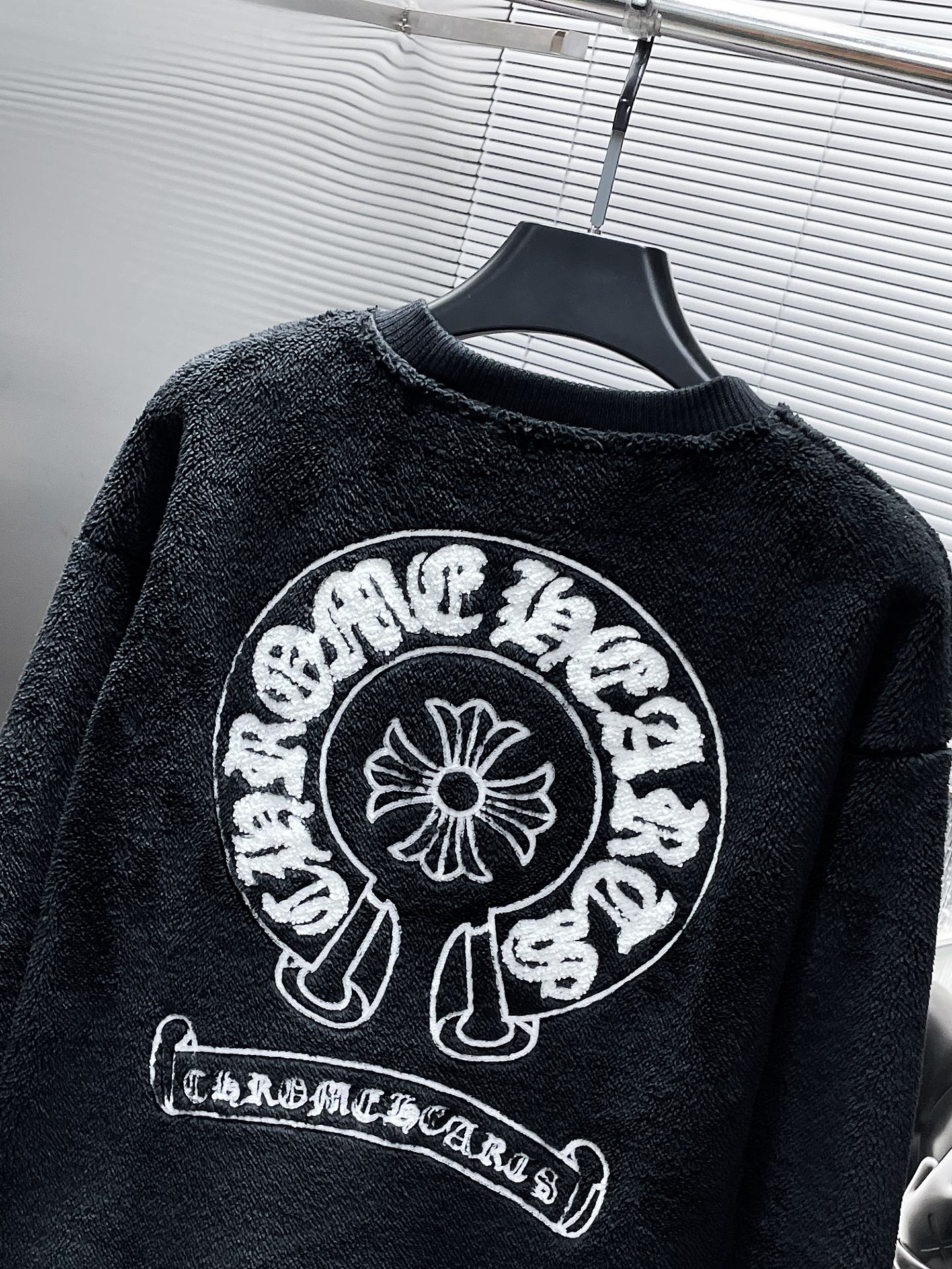 EM Sneakers Chrome Hearts Hoodie 8672