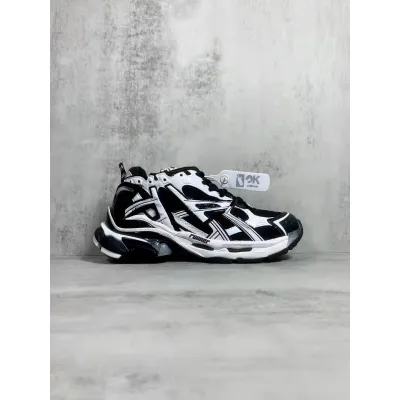 EMSneakers Balenciaga Runner Black White 01