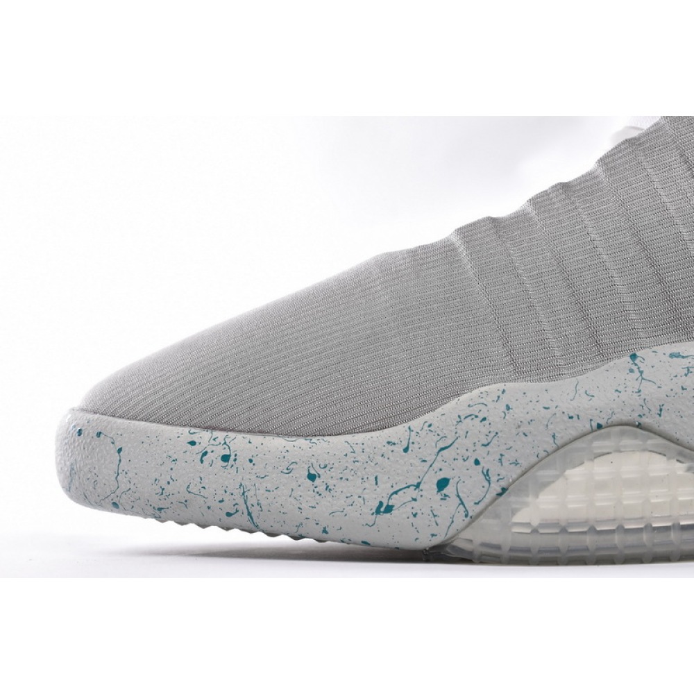  EMSneakers Nike MAG Back to the Future (2011)