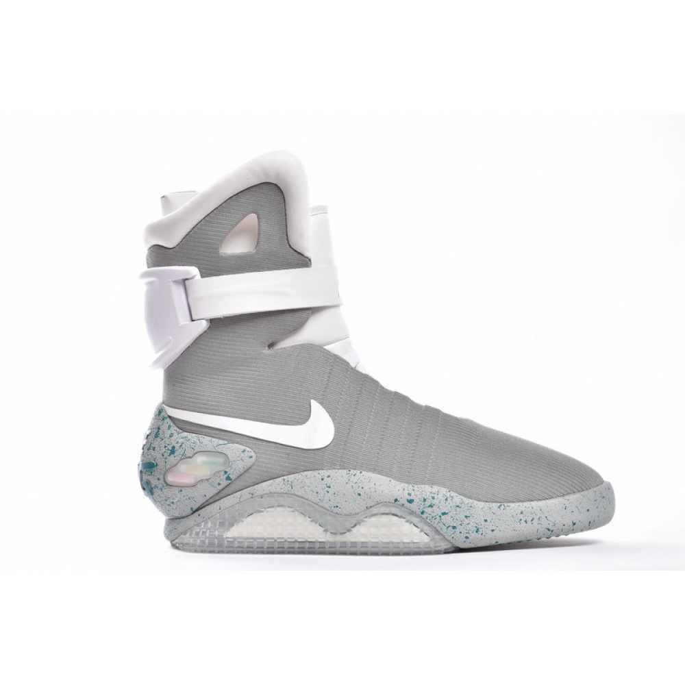  EMSneakers Nike MAG Back to the Future (2011)