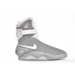  EMSneakers Nike MAG Back to the Future (2011)