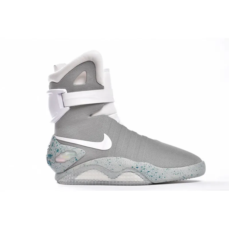  EMSneakers Nike MAG Back to the Future (2011)