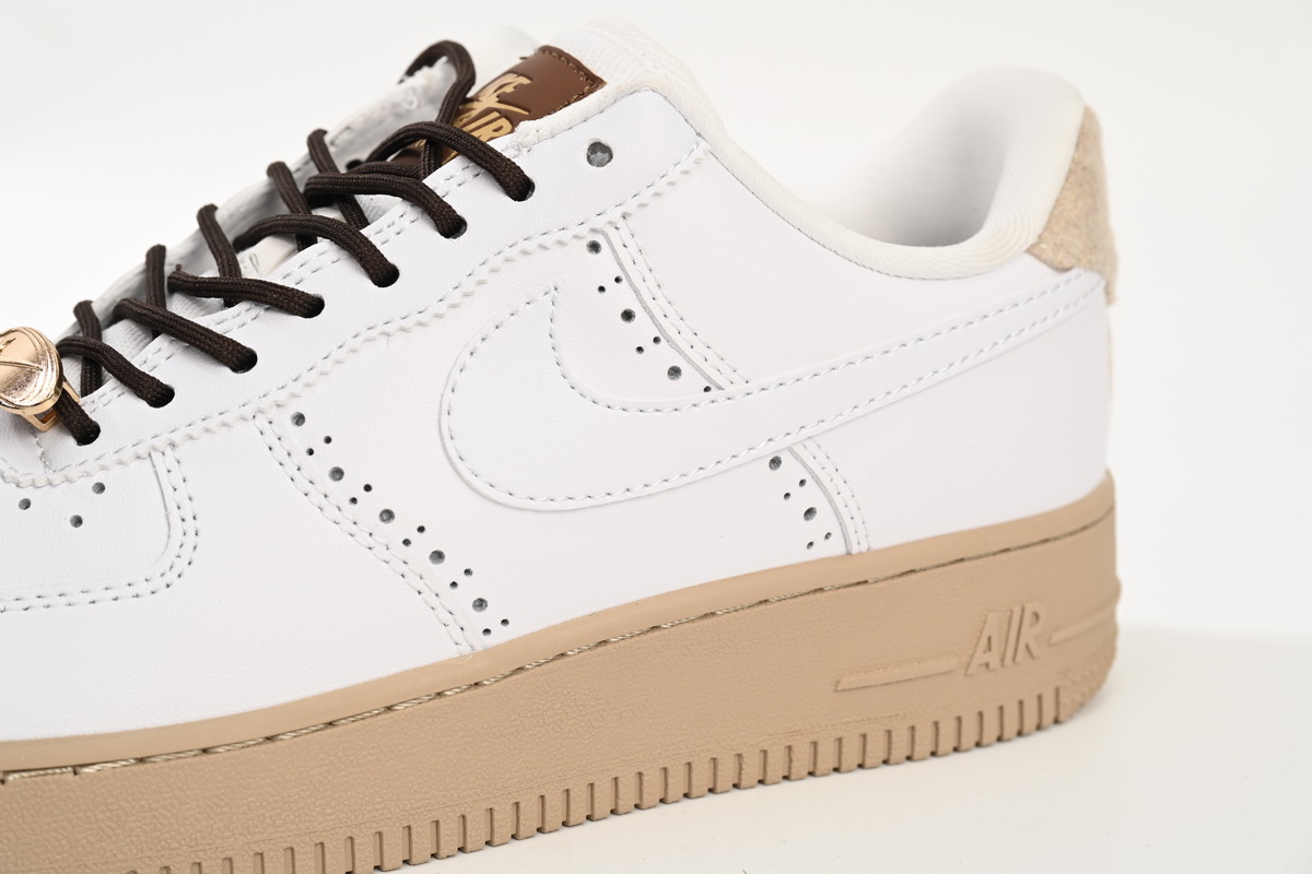 EMSneakers Nike Air Force 1 Low '07 LX Brogue Sail