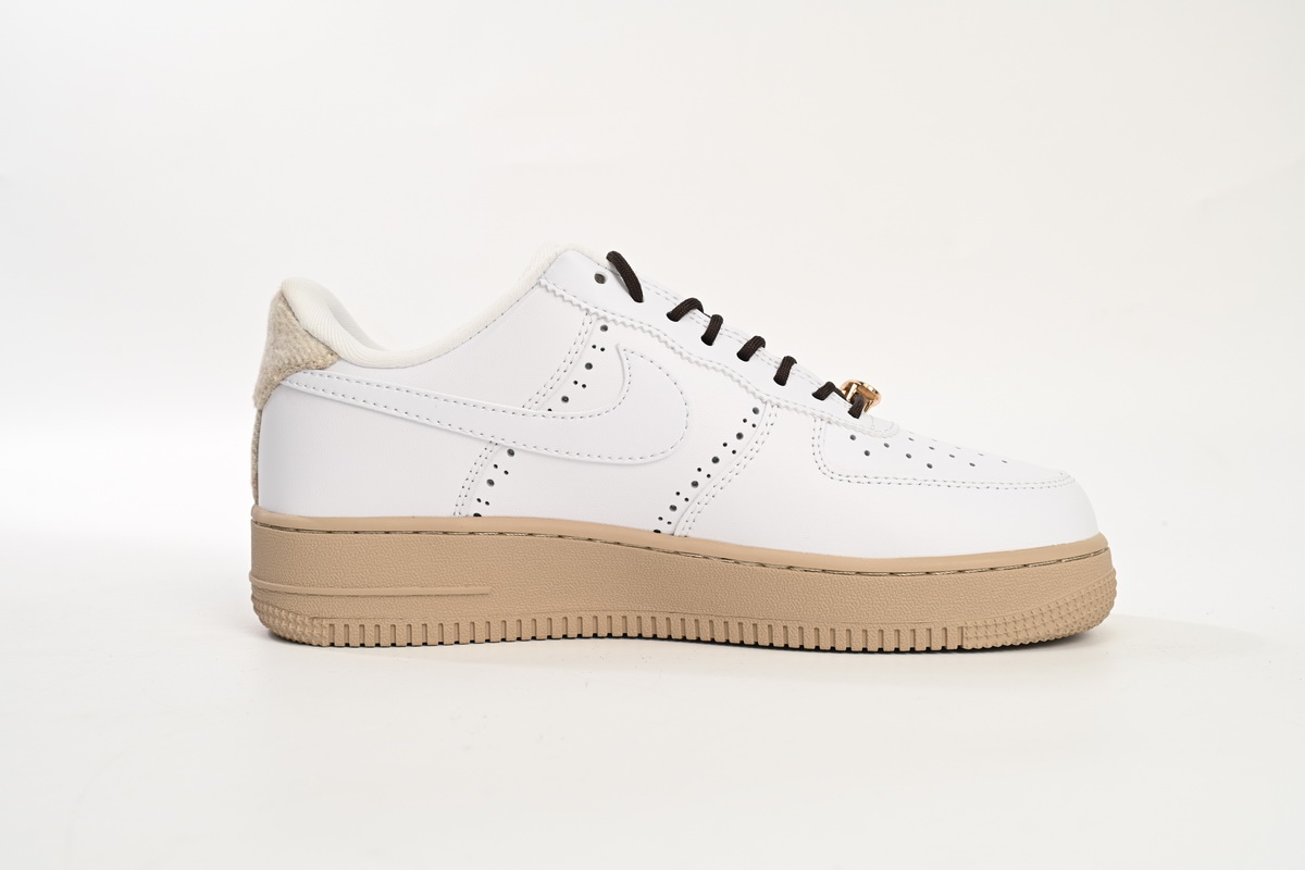 EMSneakers Nike Air Force 1 Low '07 LX Brogue Sail