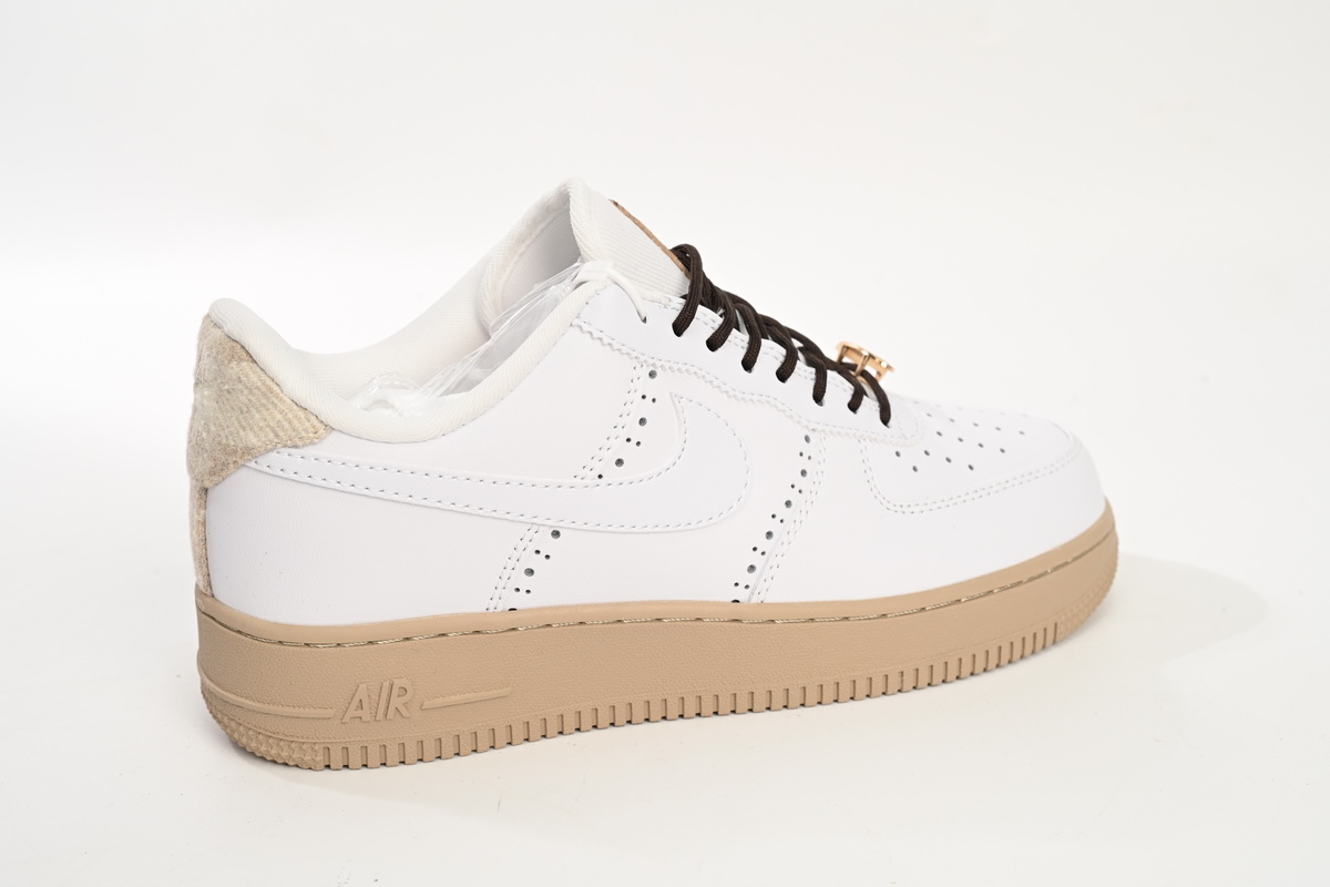 EMSneakers Nike Air Force 1 Low '07 LX Brogue Sail
