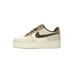 EMSneakers Nike Air Force 1 Low LV8 Brogue Sail