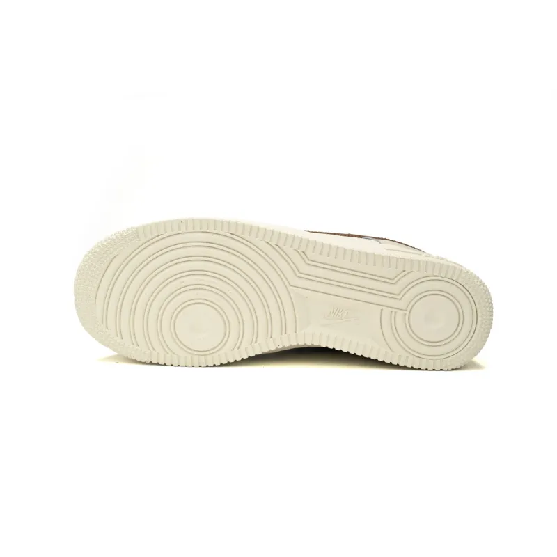 EMSneakers Nike Air Force 1 Low LV8 Brogue Sail