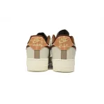 EMSneakers Nike Air Force 1 Low LV8 Brogue Sail