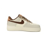 EMSneakers Nike Air Force 1 Low LV8 Brogue Sail