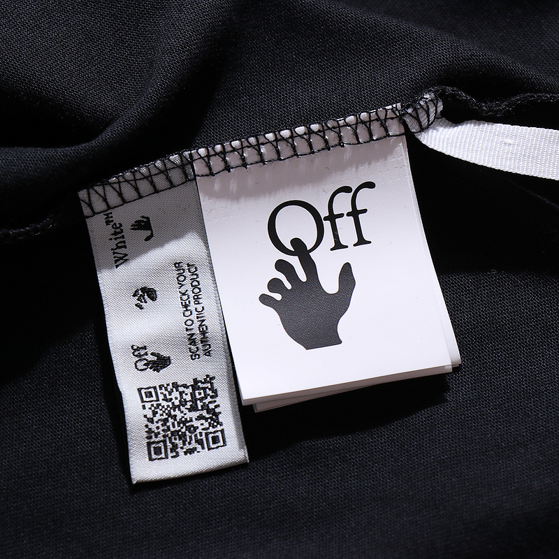 EM Sneakers Off White T-Shirt 2609