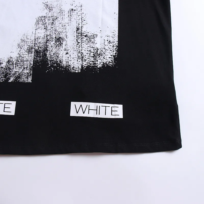 EM Sneakers Off White T-Shirt 2661