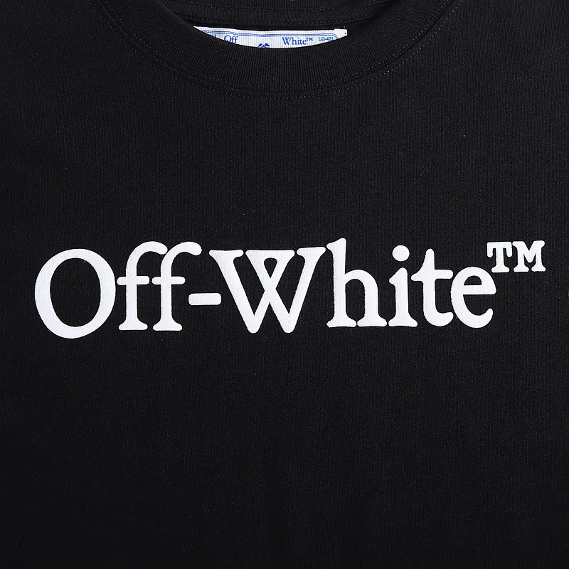 EM Sneakers Off White T-Shirt 2670