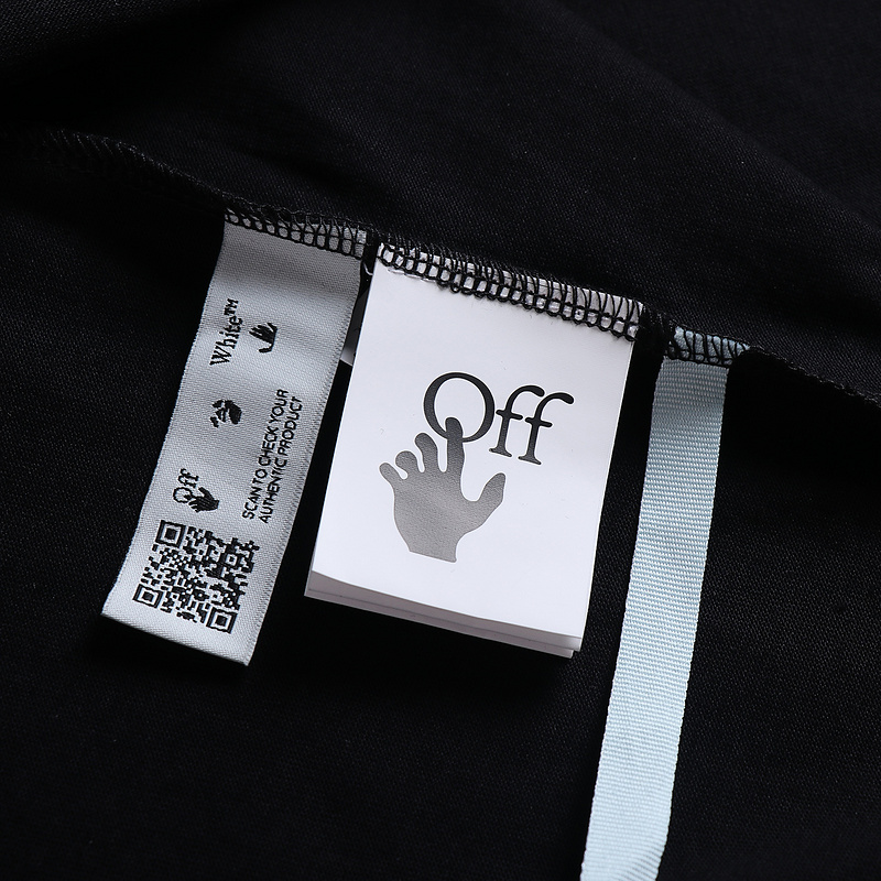 EM Sneakers Off White T-Shirt 2670