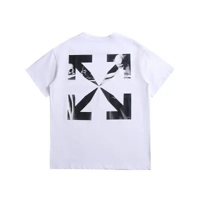 EM Sneakers Off White T-Shirt 5621 02