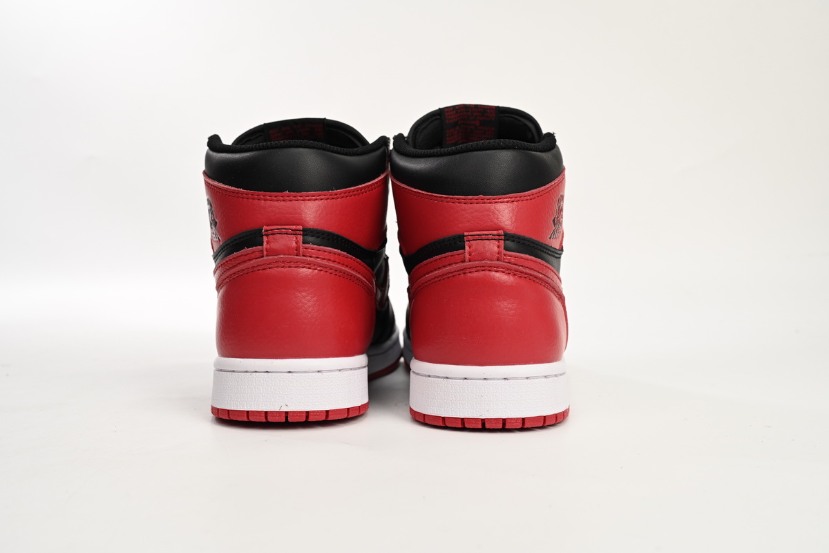EM Sneakers Jordan 1 Retro High Bred Banned