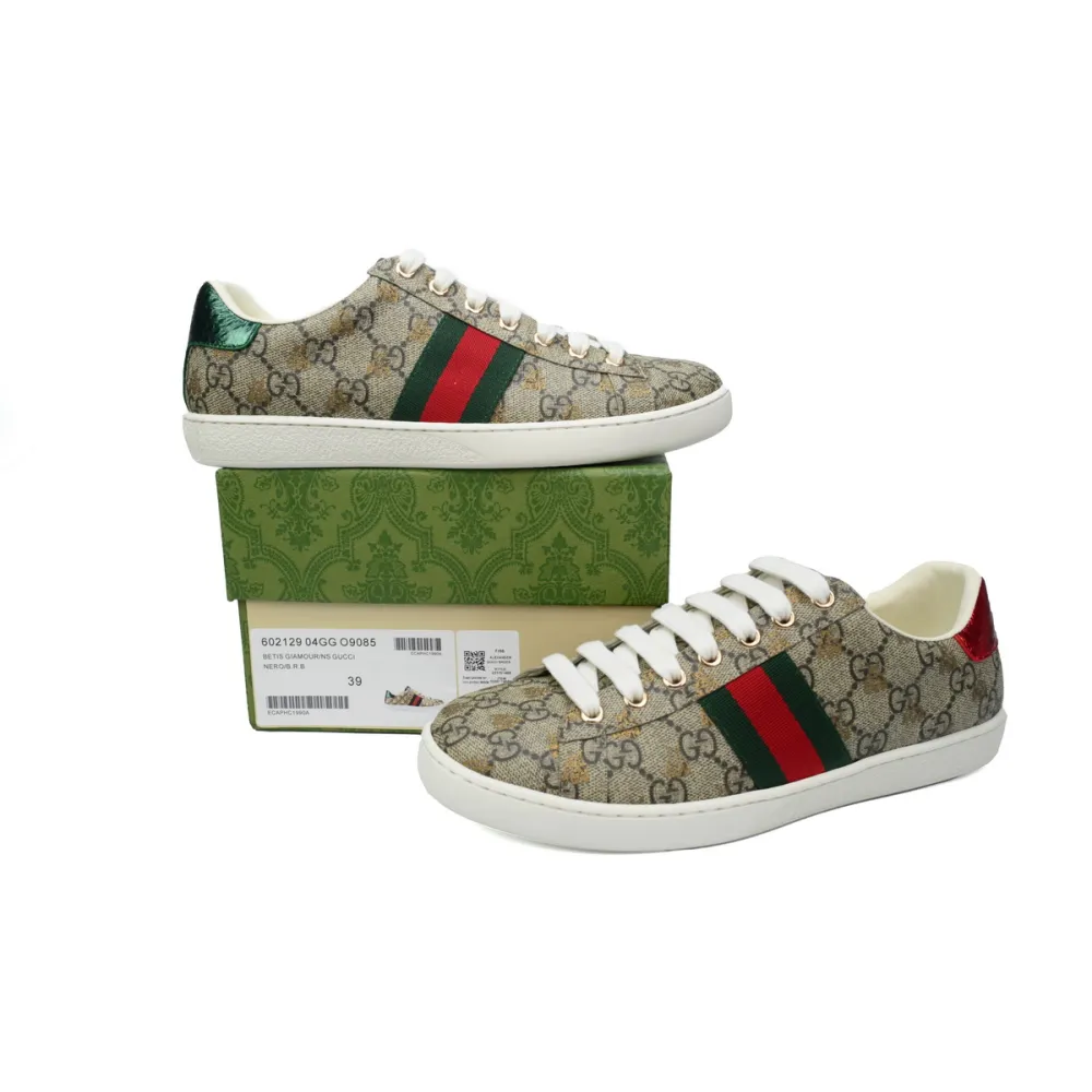 EM Sneakers Gucci Ace GG Supreme Bees