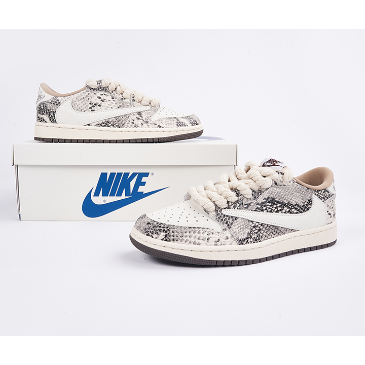 EM Sneakers  Jordan 1 Low snake pattern