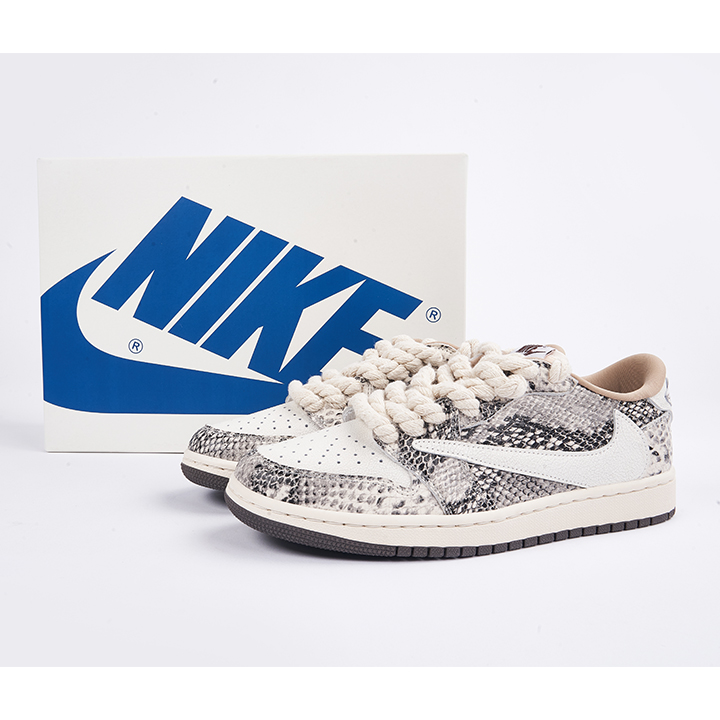 EM Sneakers  Jordan 1 Low snake pattern