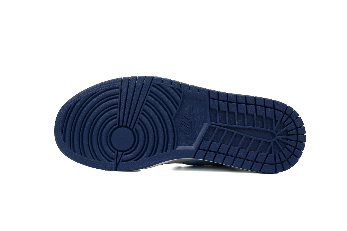 EM Sneakers Jordan 1 High OG First in Flight