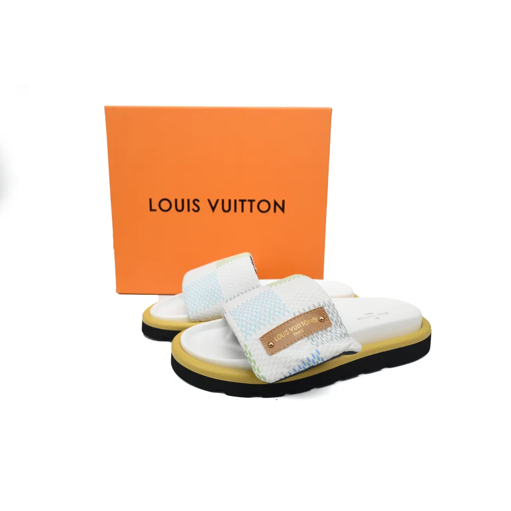 EM Sneakers Louis Vuitton Velcro Flip Flops White Plaid