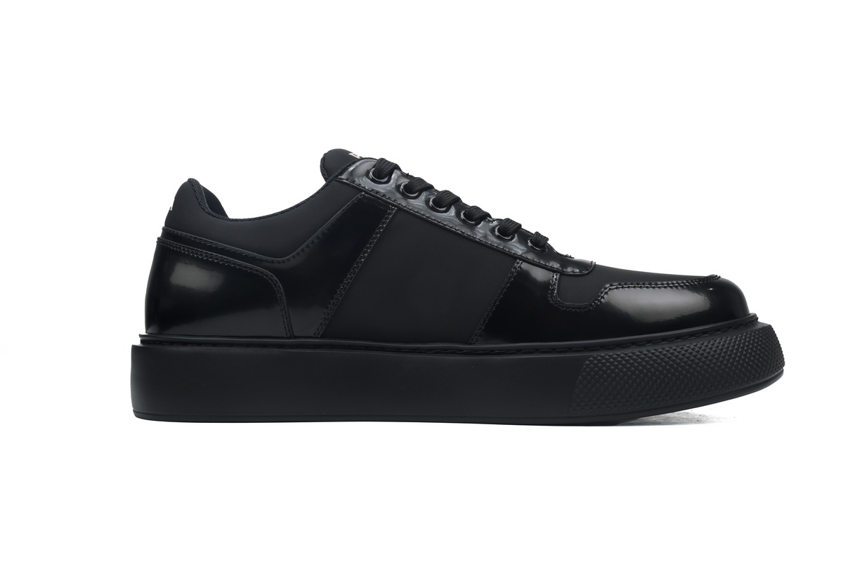 EM Snekera Prada platform casual shoes black