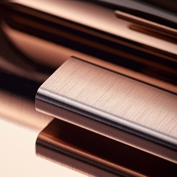 EM Sneakers Rolex Cosmograph-Daytona 126505 Shiny Black Dial