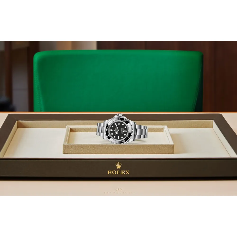 EM Sneakers Rolex Deepsea 136660 Black Dial