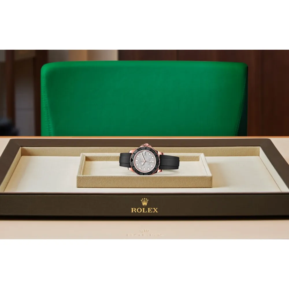 EM Sneakers Rolex Yacht-Master 37 268655 Diamond Dial