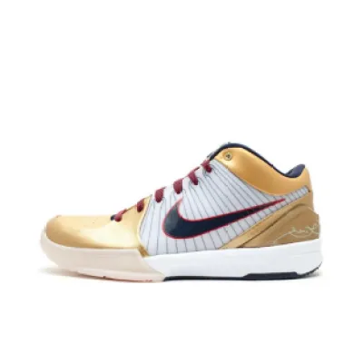 EM Sneakers Nike Kobe 4 Gold Medal (2009) 01