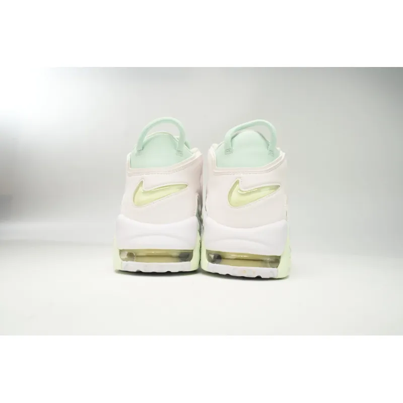 EM Sneakers Nike Air More Uptempo Barley Green