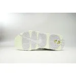 EM Sneakers Nike Air More Uptempo Barley Green