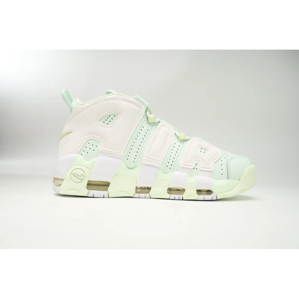 EM Sneakers Nike Air More Uptempo Barley Green
