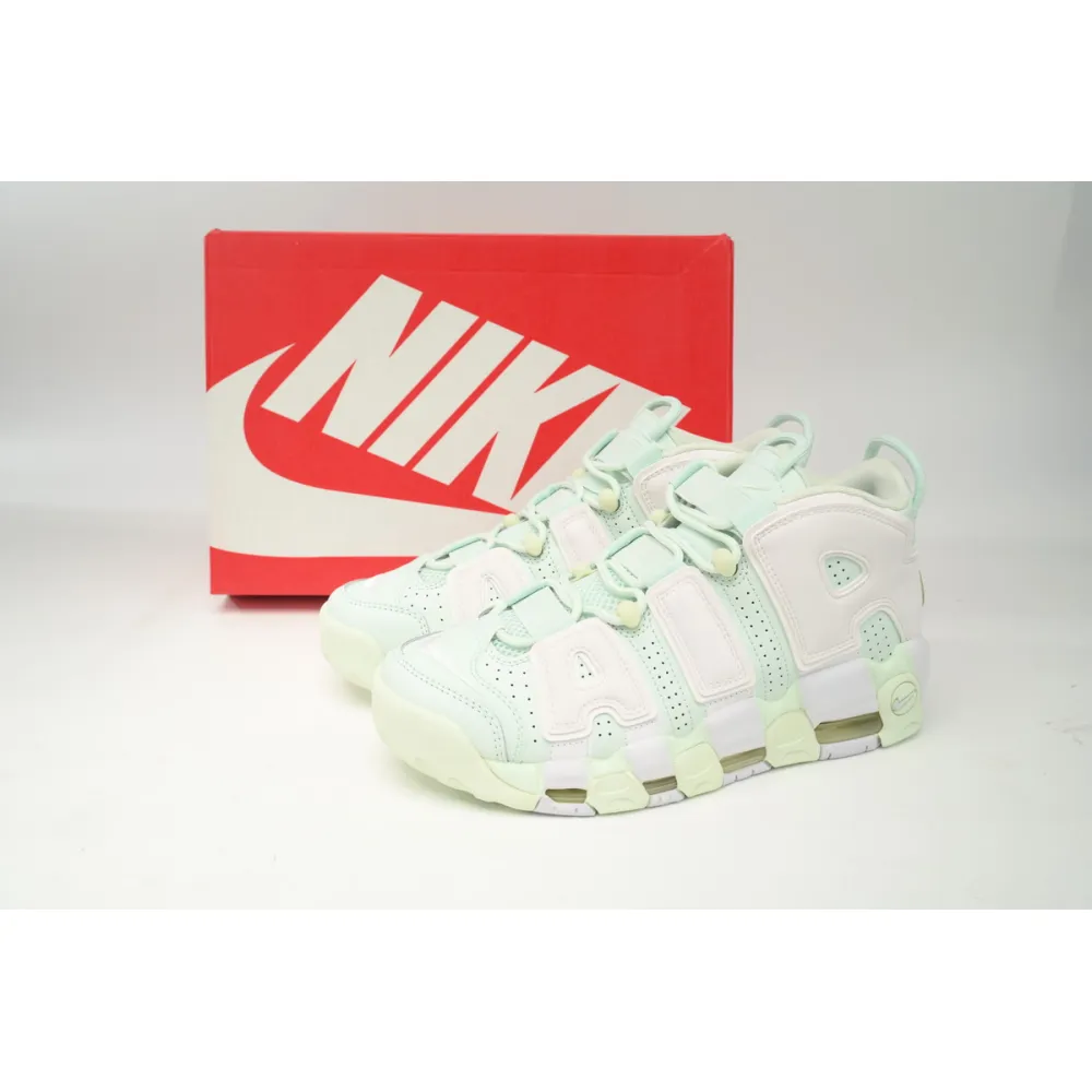 EM Sneakers Nike Air More Uptempo Barley Green