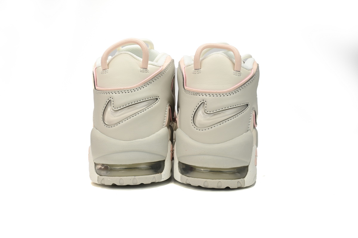 EM Sneakers Nike Air More Uptempo 96 Sail Guava 