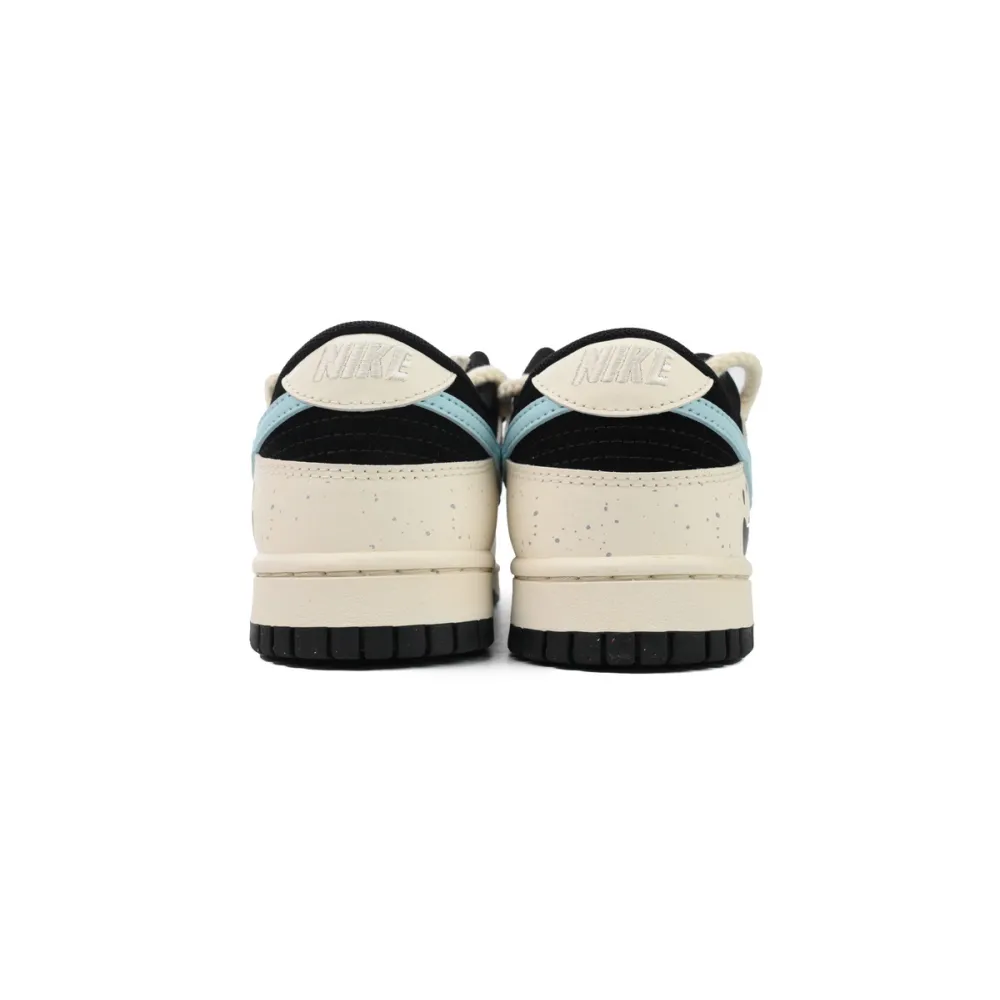 EM Sneakers Nike Dunk Low Blueberry Panda