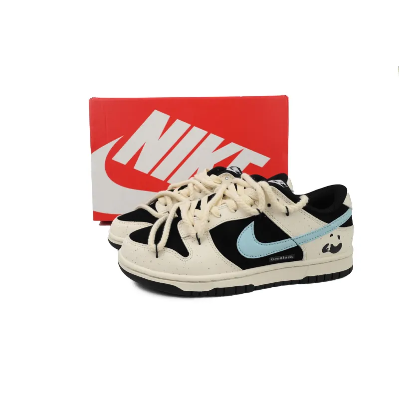 EM Sneakers Nike Dunk Low Blueberry Panda