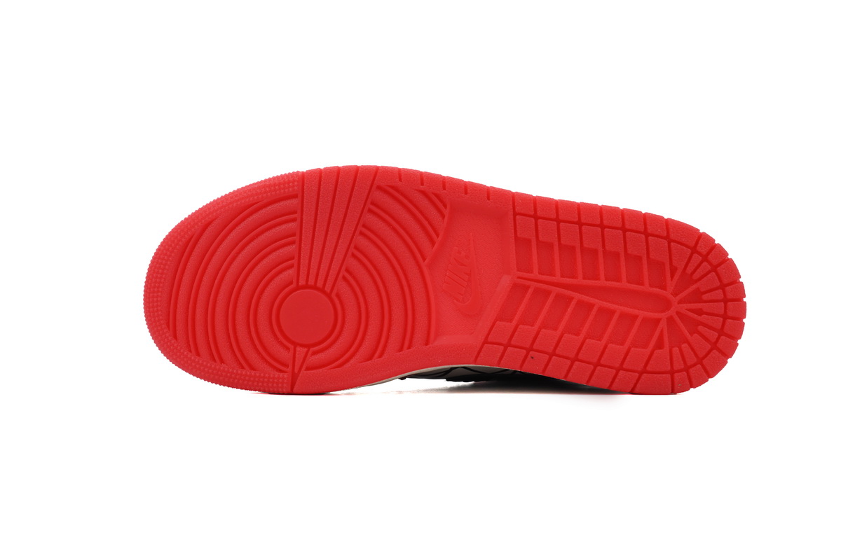 EM Sneakers Air Jordan 1 Retro High x Marvel  OG Next Chapter