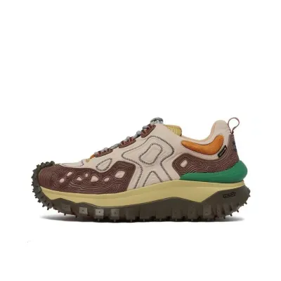 EM Sneakers Moncler Trailgrip Fluorescent Ant Nest Rice Brown Gree 01