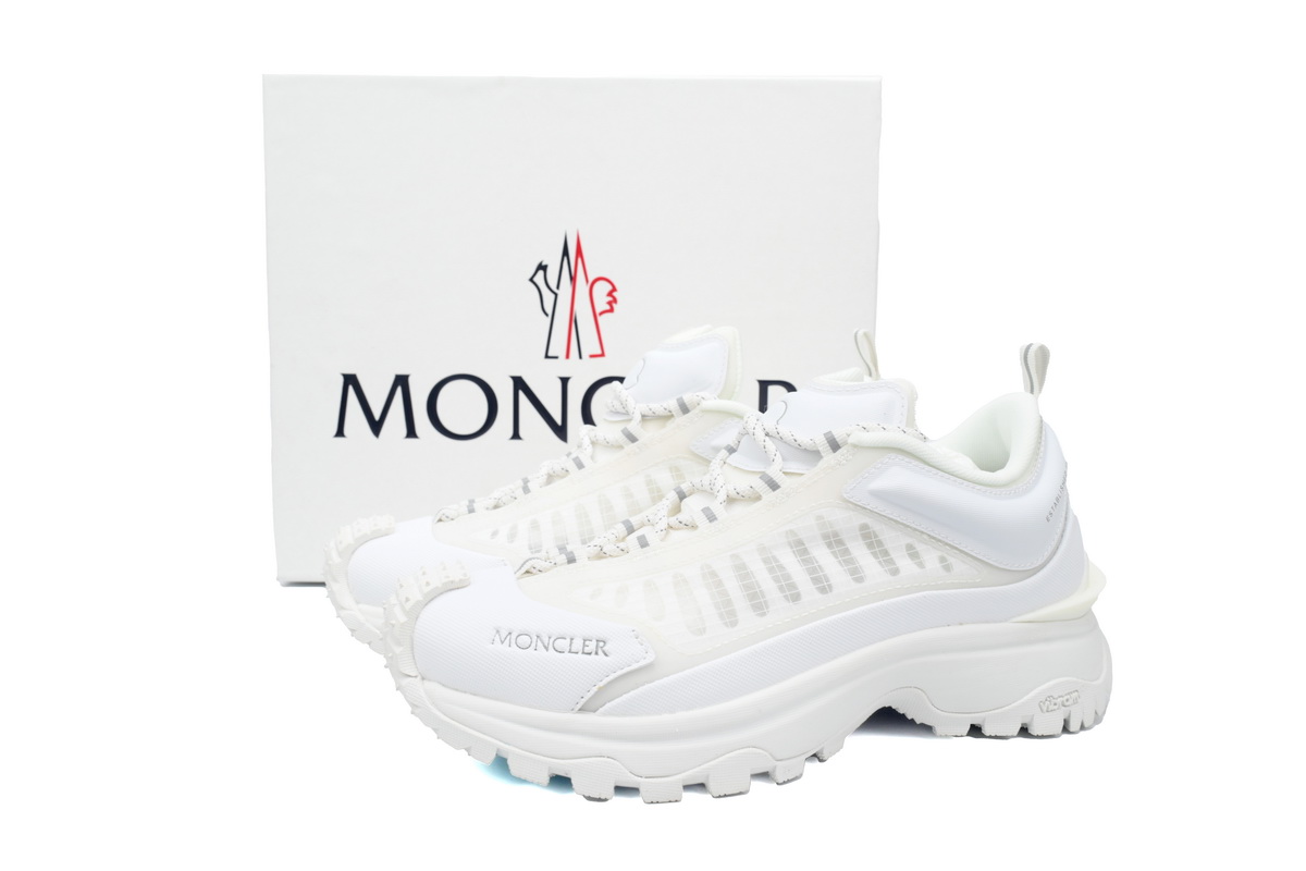 EM Sneakers Moncler Trailgrip Leather White Besh