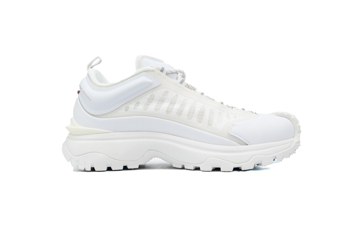 EM Sneakers Moncler Trailgrip Leather White Besh