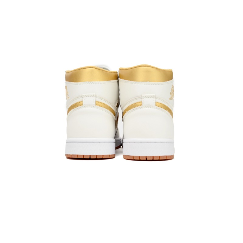 EM Sneakers Jordan 1 Retro High OG Metallic Gold