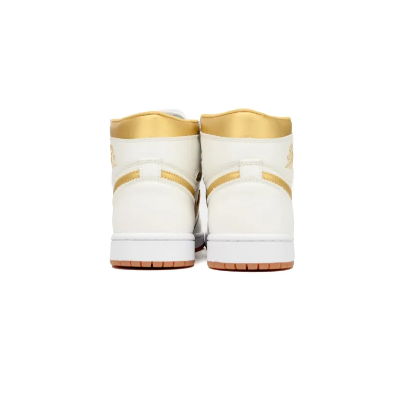 EM Sneakers Jordan 1 Retro High OG Metallic Gold 