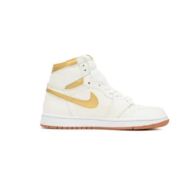 EM Sneakers Jordan 1 Retro High OG Metallic Gold  02