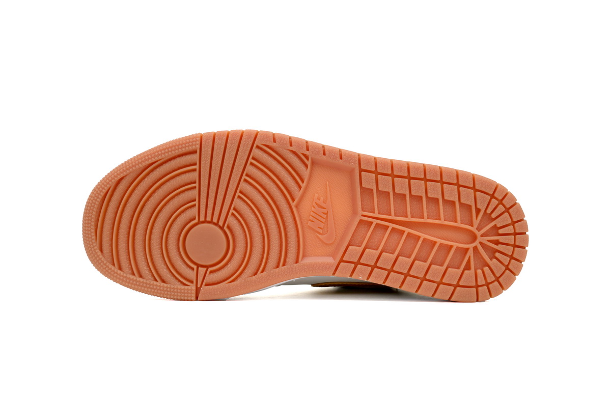 EM Sneakers Jordan 1 Retro High OG Metallic Gold