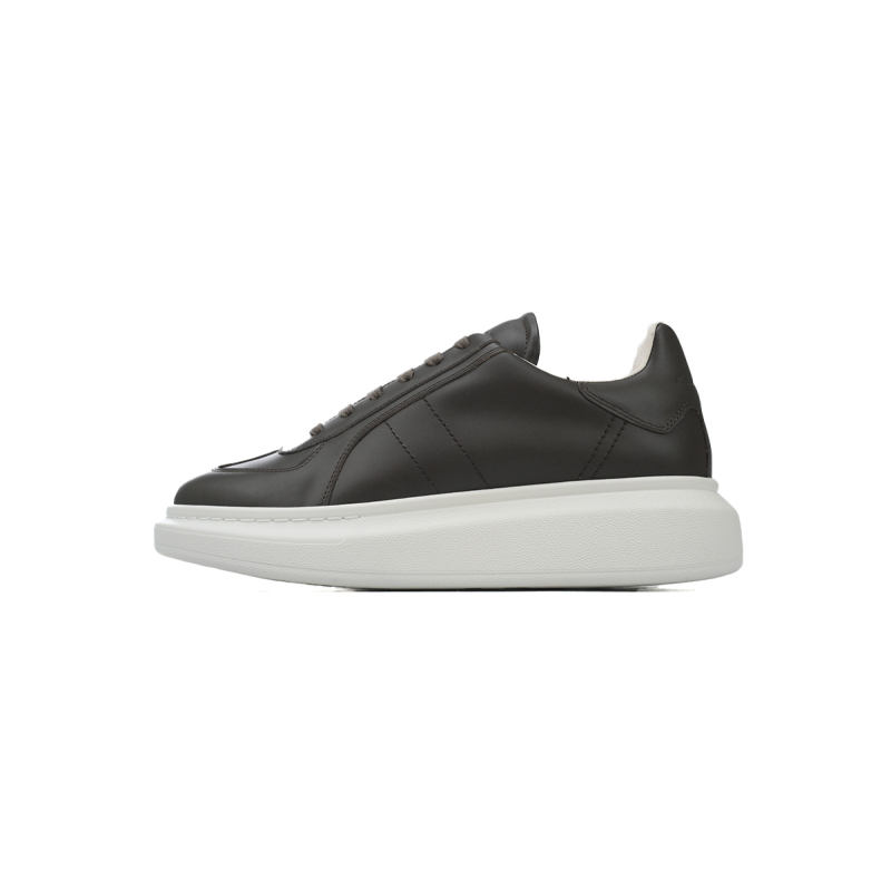 EM Sneakers Alexander McQueen Sneaker Black and White