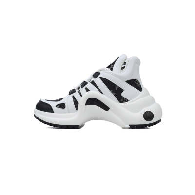 EM Sneakers Louis Vuitton Archlight Sneakers Black Jeans 01